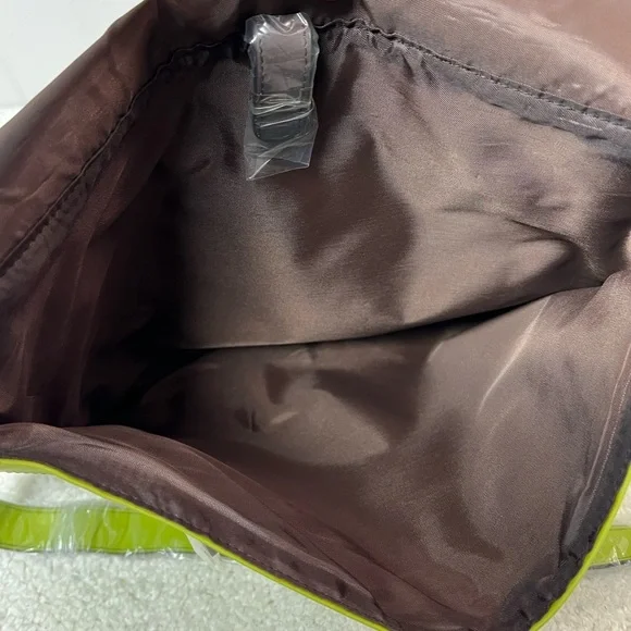 Glenroyal Chic Handcrafted in Scotland Apple Green Crossbody Bag Satchel - Picture 9 of 11